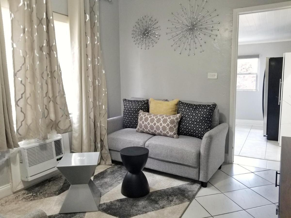Glam Apartment 5 Miles From Hard Rock Stadium Miramar Kültér fotó