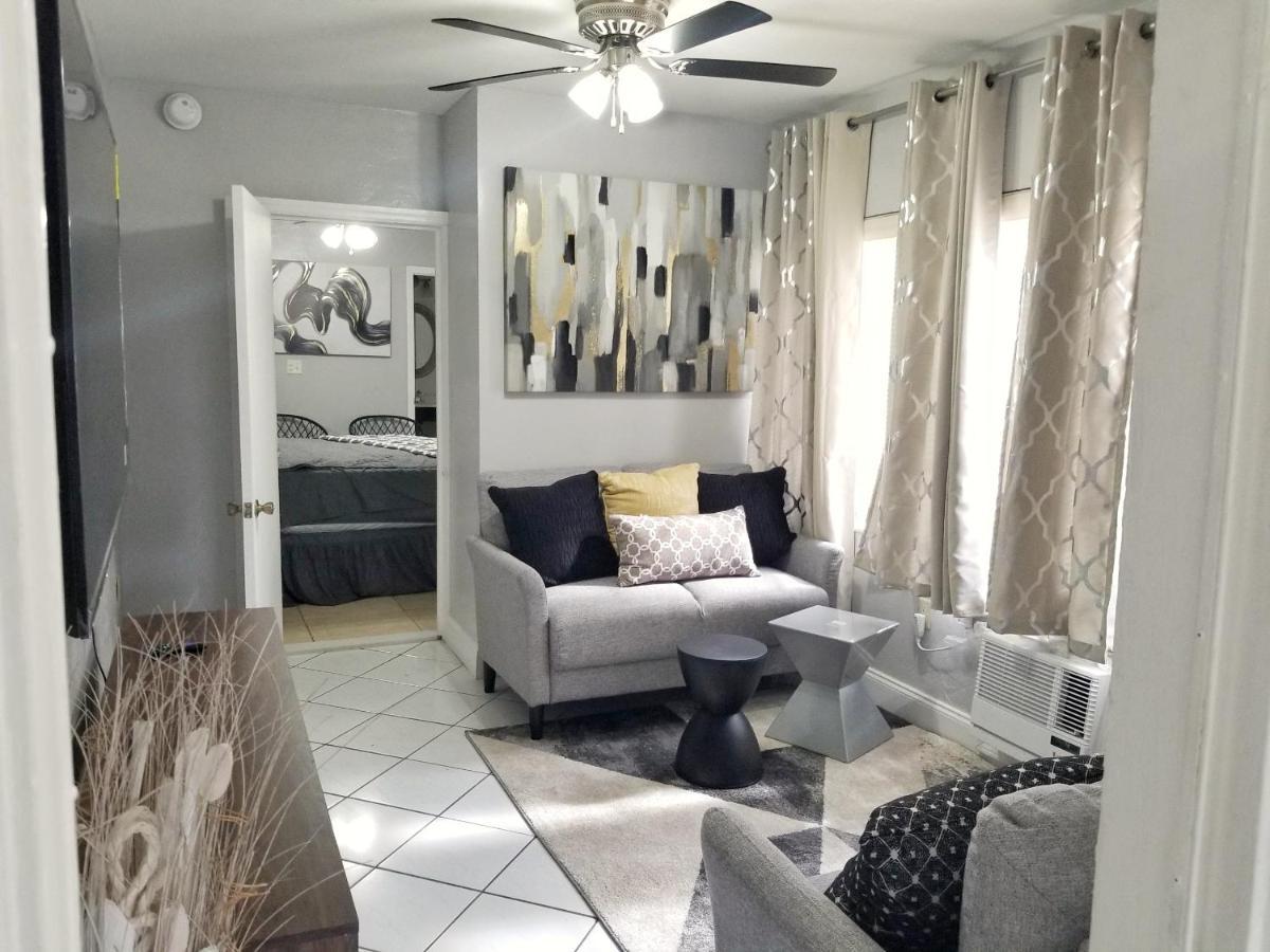 Glam Apartment 5 Miles From Hard Rock Stadium Miramar Kültér fotó
